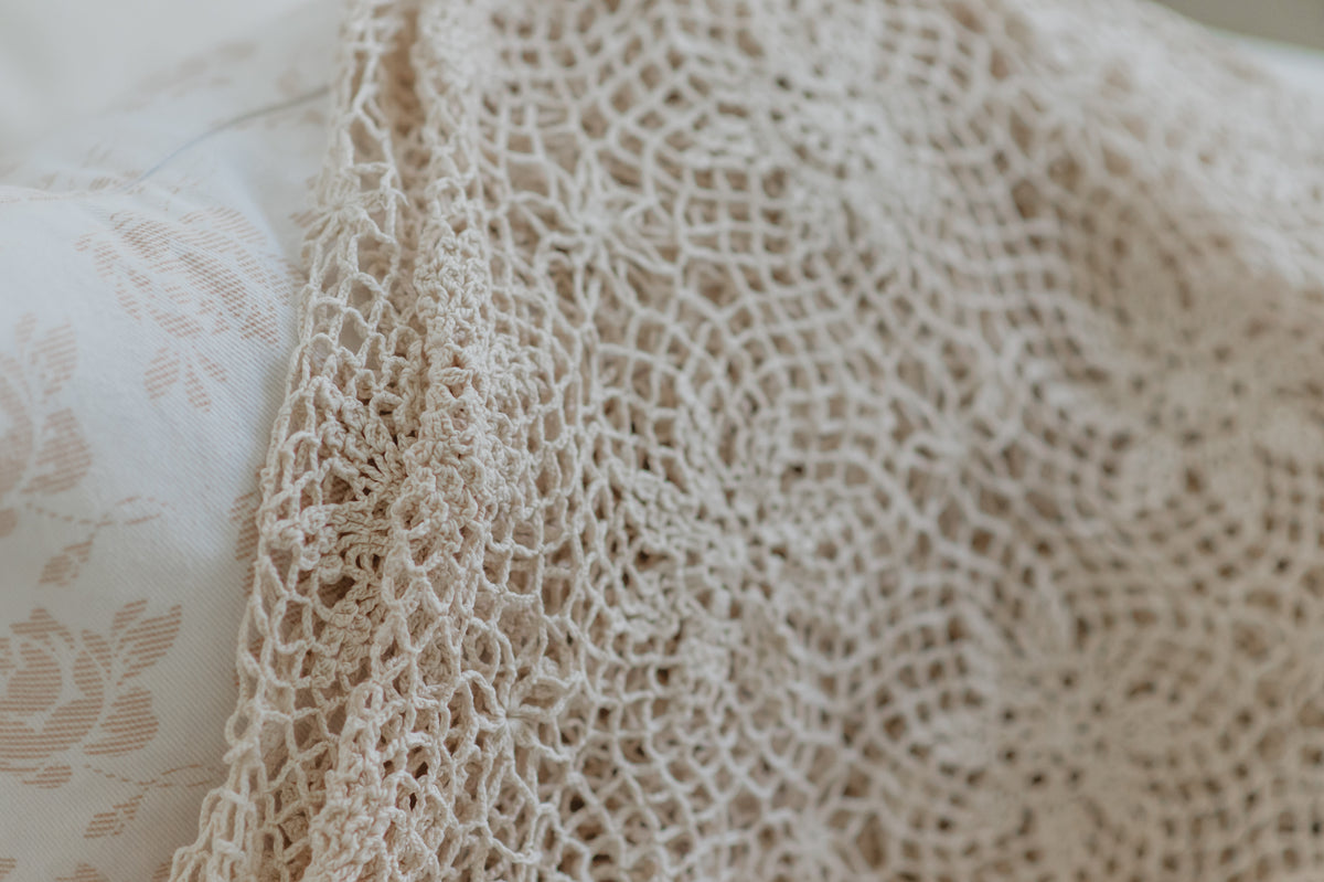 Vintage Crochet Blanket (ecru)