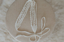 Load image into Gallery viewer, Split-Layer Hand-Crochet Headband